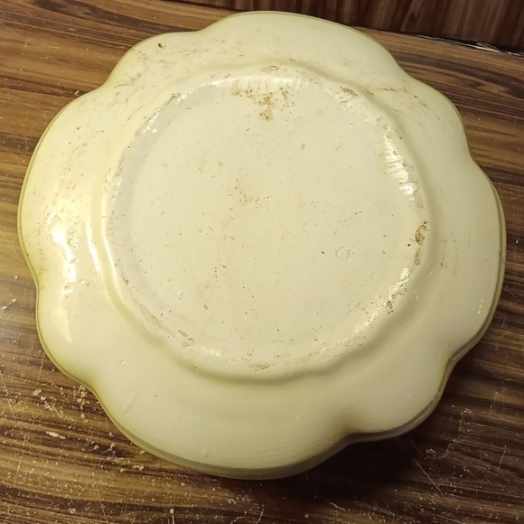 Vintage mcm farmhouse planter scalloped large - Picture 4 of 7